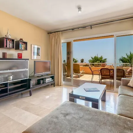 Stunning 2br Sea View 8 In Malibu Apartment *