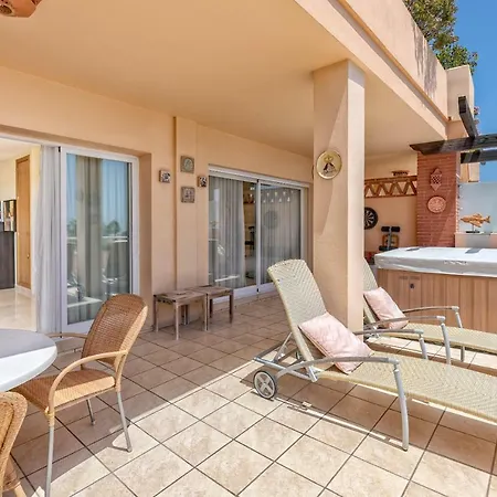 Stunning 2br Sea View 8 In Malibu Apartment *