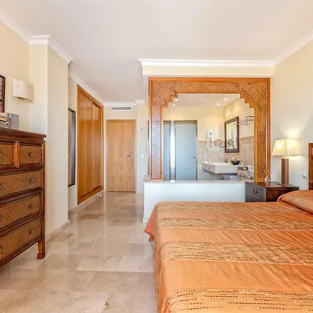 Apartment Stunning 2br Sea View 8 In Malibu